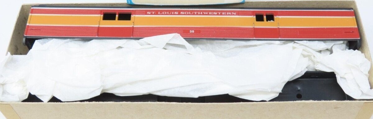 Athearn 5960 HO Bev-Bel Corp. St. Louis Southwestern Baggage Passenger # 35 Kit