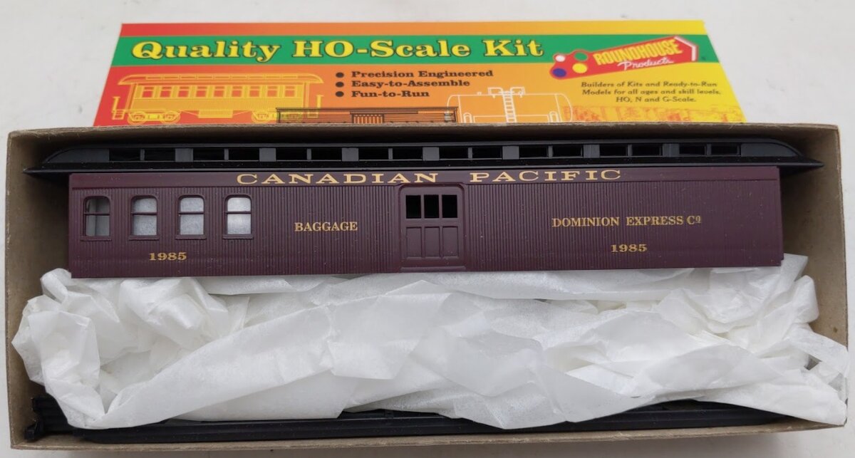 Roundhouse 05217 HO Canadian Pacific 50' Overland Baggage Car Kit