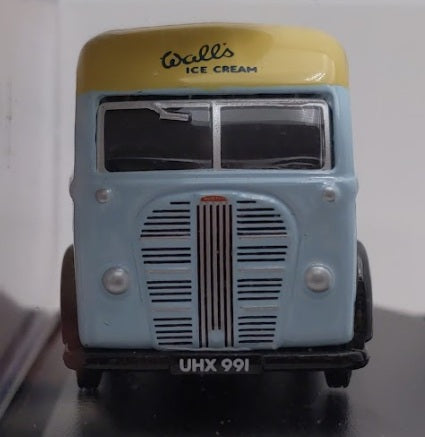 Oxford Diecast 76AK003 1:76 Scale Walls Ice Cream Austin K8 Threeway Van Diecast
