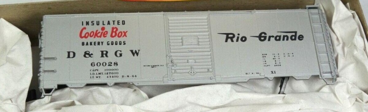 Accurail 1525 HO Denver & Rio Grande Western Cookie Box Boxcar Kit #60028