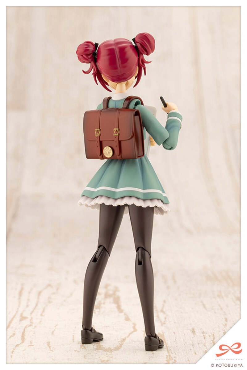 Kotobukiya JK042 1:10 Emma Koishikawa St. Iris Gakuen Girl's HS Winter Clothes