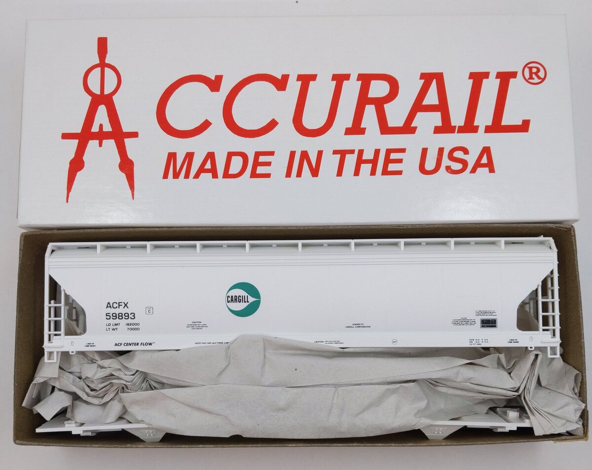 Accurail 8001 HO Cargill ACF 3- Bay Center-Flow Tankcar Kit #59893