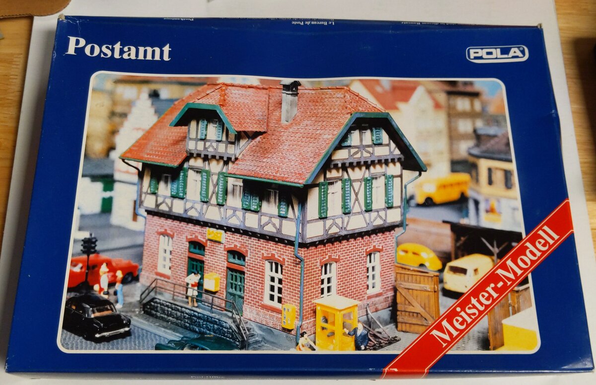 Pola 310146 HO Scale Post Office Model Building Kit