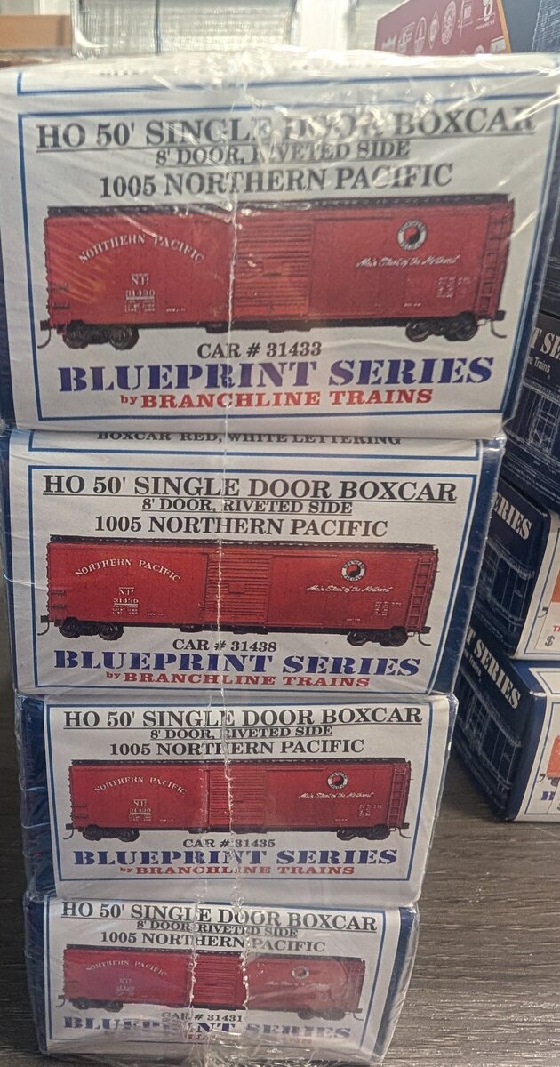 Branchline Trains 1005 HO Northern Pacific 50' Single Door Boxcar (Set of 4) Kit