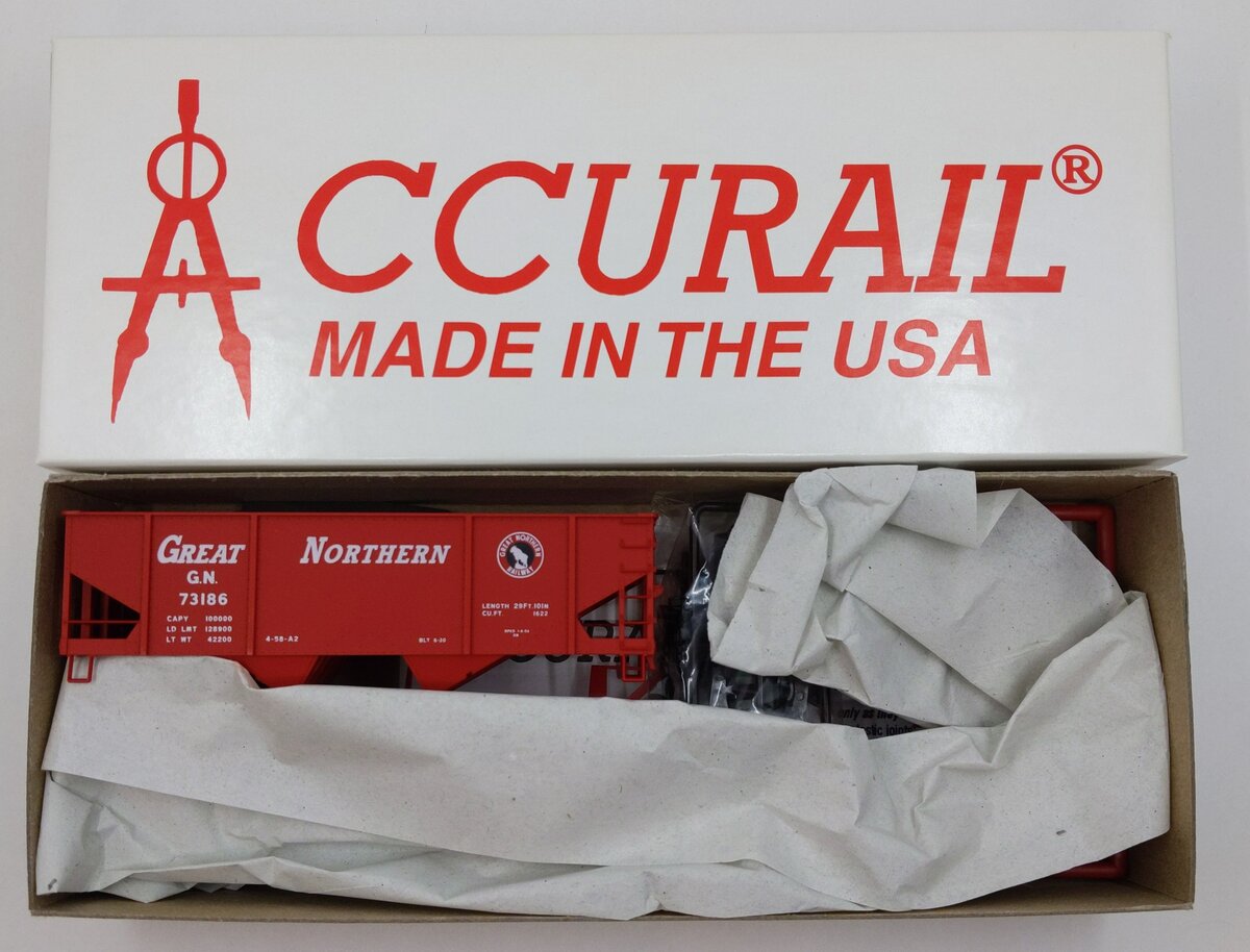 Accurail 2352 HO Great Northern Red Canton Twin Hopper Kit #73186