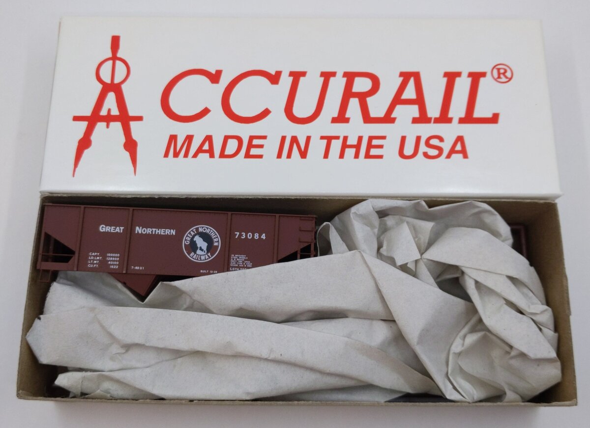 Accurail 2351.1 HO Great Northern Min Red Canton Twin Hopper #73084