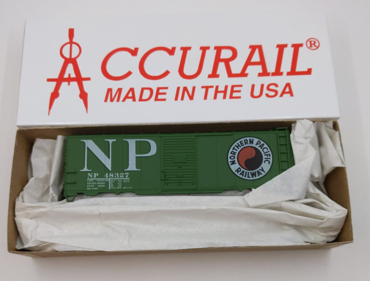 Accurail 3381 HO Northern Pacific AAR 40' Steel Boxcar Kit (3pk)