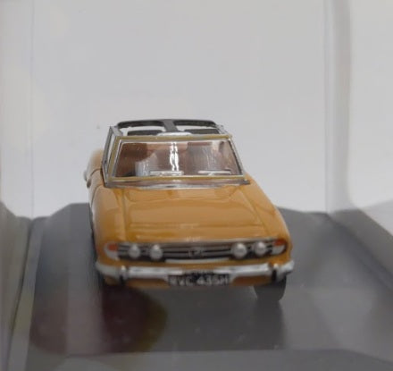 Oxford Diecast 76TS001 1:76 Scale Triumph Stag Saffron Die Cast Model