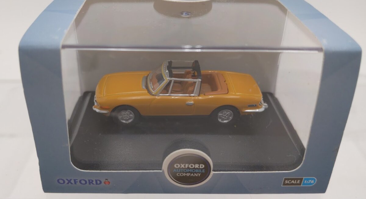 Oxford Diecast 76TS001 1:76 Scale Triumph Stag Saffron Die Cast Model