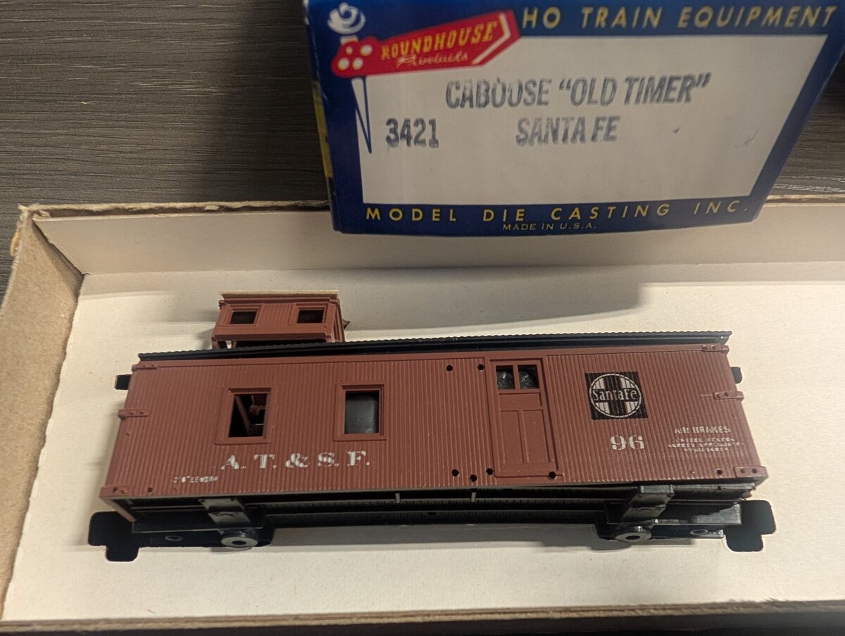 Roundhouse 3421 HO A.T.& S. F. "Old Timer" Caboose Kit