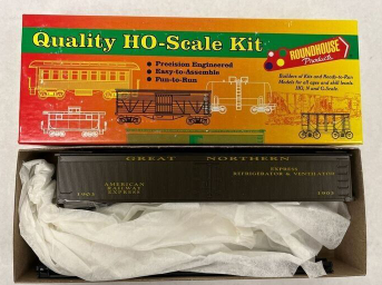 Roundhouse 07903 HO American Railway Express 50' Express Reefer #1903 Kit
