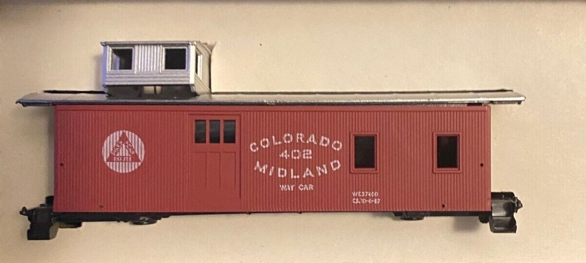 Roundhouse 3432 HO Scale Old Timer Caboose Colorado 4D2 Midland Kit