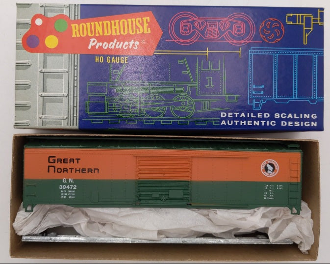 Roundhouse 1212 HO Scale Great Northern 50' Boxcar # 39472 Kit