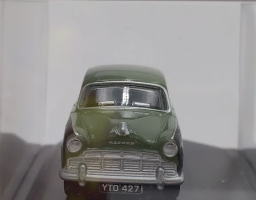 Oxford Diecast 76MO007 1:76 Scale Sage Green/Twilight Grey Morris Oxford III
