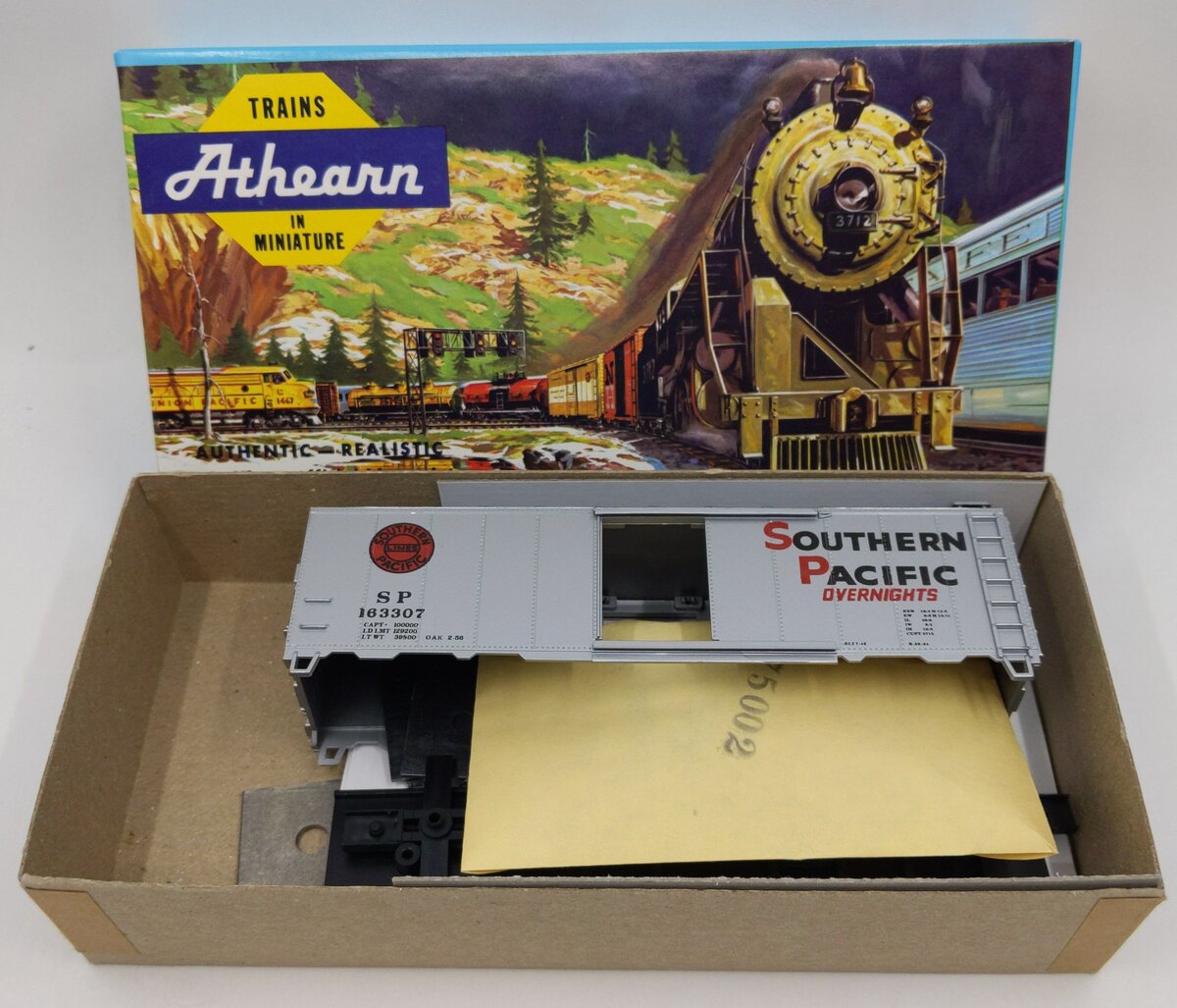Athearn 1229 HO "SP Overnight Silver" 40' AAR Box car Kit