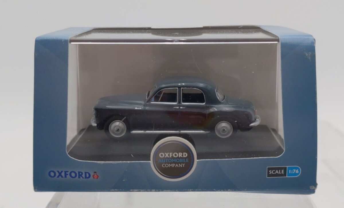 Oxford Diecast 76P4002 1:76 Scale Steel Blue-Light Navy Rover P4 Diecast Model