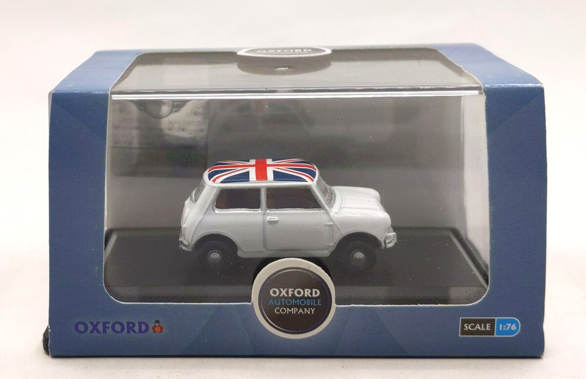 Oxford Diecast 76MN001 1/76 Scale Austin Mini Cooper White / Union Jack 1959