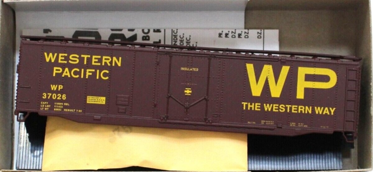Athearn 1323 HO Scale Western Pacific 50' Plug Door Box Car # 37026 Kit
