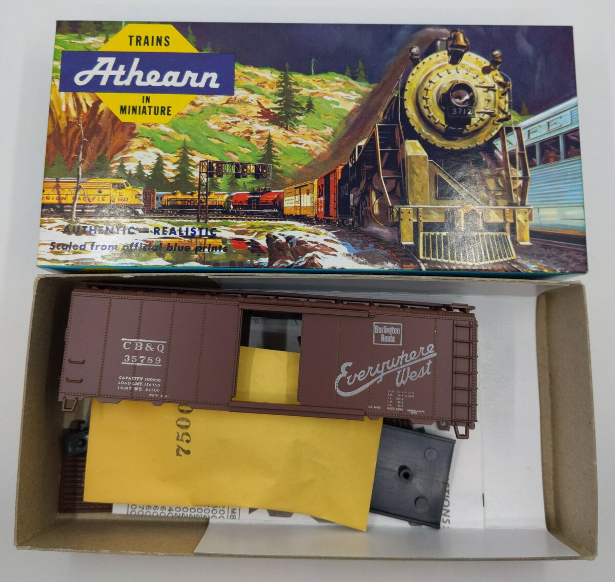 Athearn 5002 Vintage HO CB&Q BURLINGTON Box Car Model Train Kit #35789
