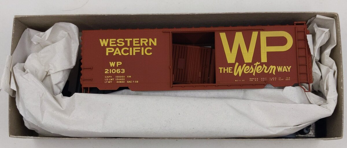 Accurail 1538 HO Scale Western Pacific 40' PS1 Steel Boxcar (Road #: 21063)