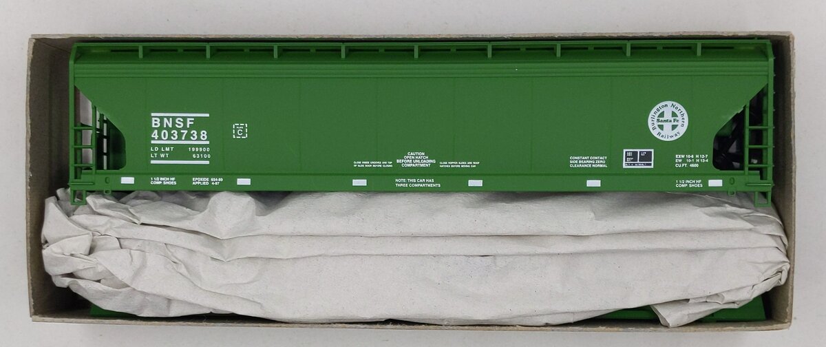 Accurail 12048 HO Scale Burlington Northern Santa Fe ACF 3-BayCVD Hopper #403738