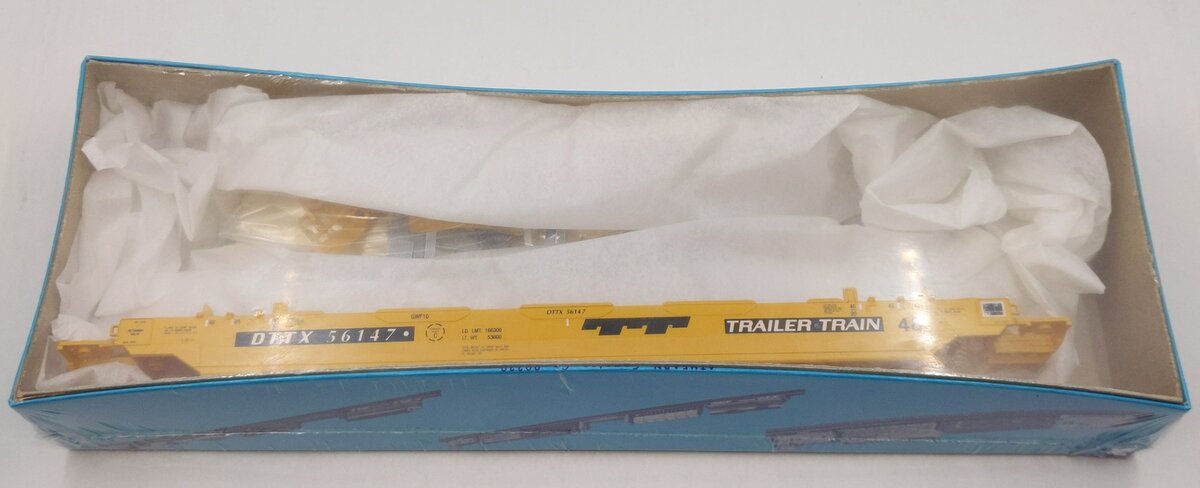 Athearn 5901 HO Scale Gunderson Husky Stack DTTX Trailer Train Car Kit