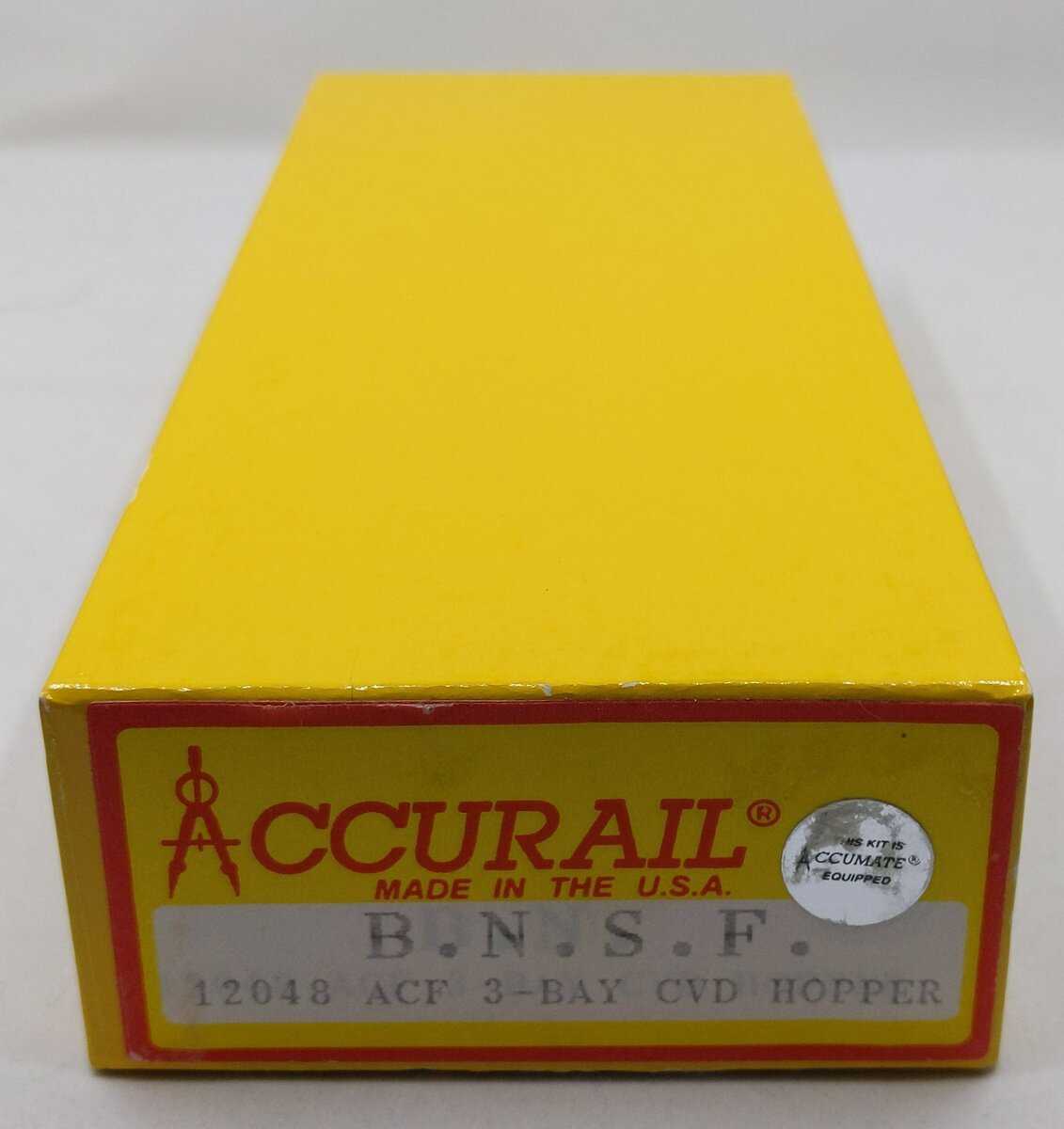 Accurail 12048 HO Scale Burlington Northern Santa Fe ACF 3-Bay Covered Hopper