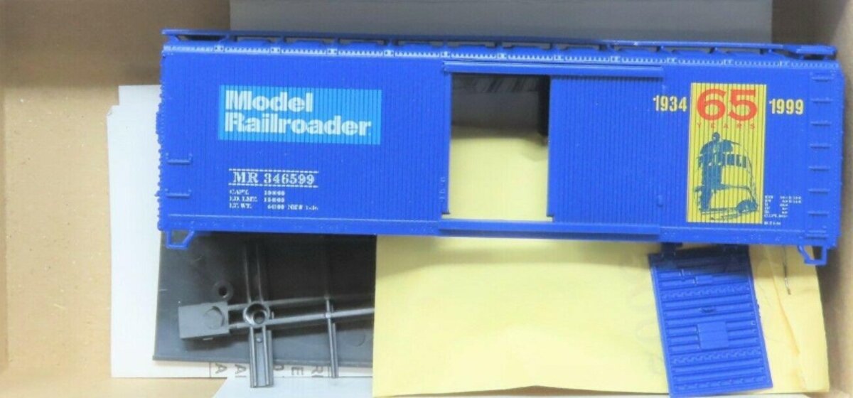 Athearn 5631 HO Model Railroader 65th 40' Woodside Boxcar # 346599 Kit