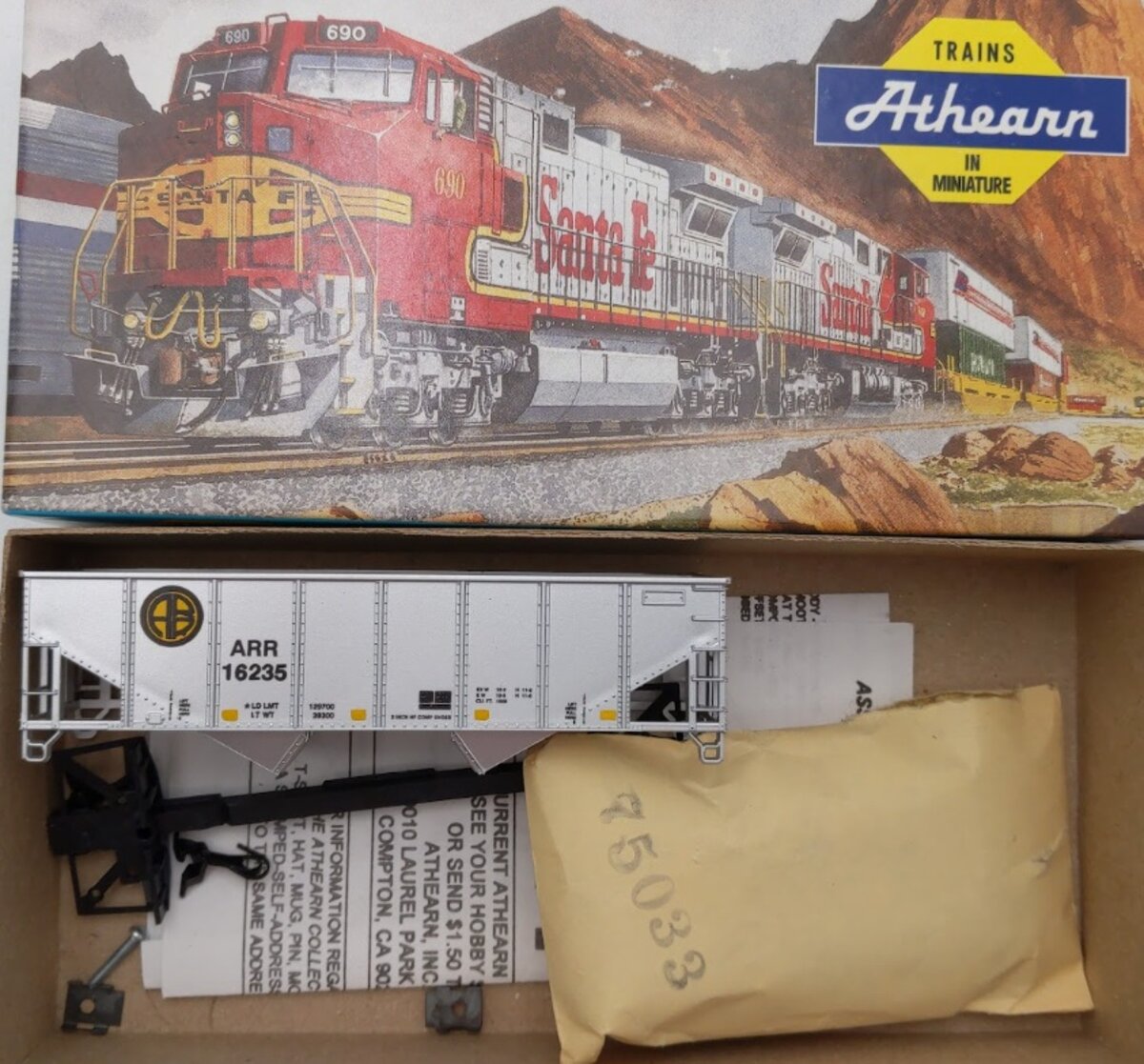 Athearn 2353-1 HO Bev-Bel Alaska Railroad 34' 2-Bay Rib-Side Hopper # 16235 Kit