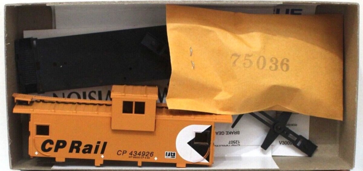 Athearn 5373 HO Scale CP Rail Caboose # 434926 Kit