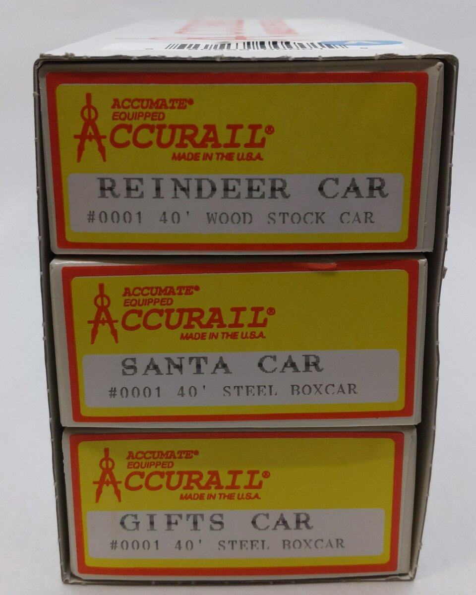 Accurail 0001 HO Reindeer Santa 40' Wood Stock Car Kit 3 pk
