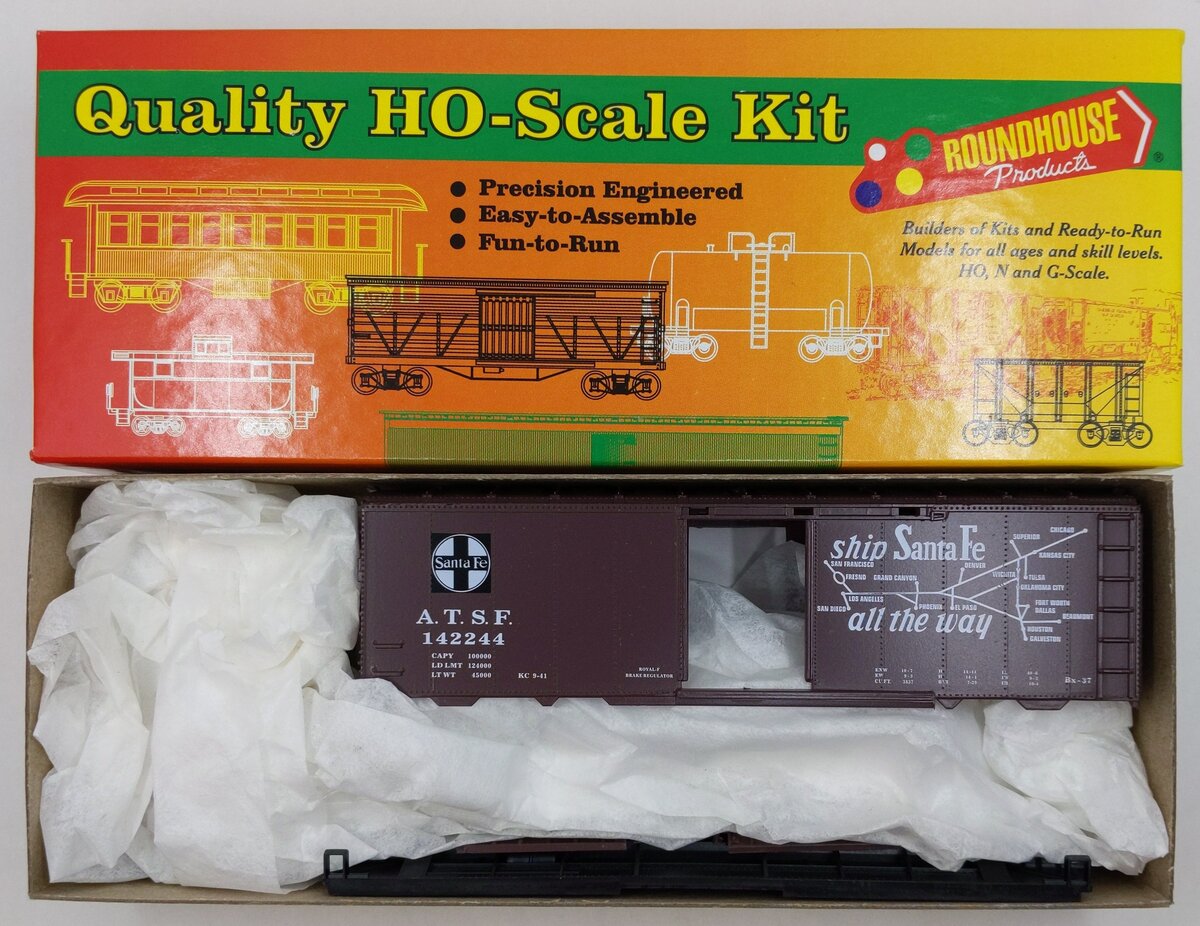Roundhouse 07893 HO Scale El Capitan Santa Fe 40' AAR Boxcar # 142244 Kit