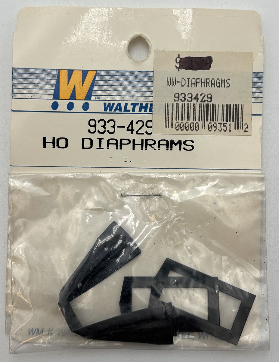 Walthers 933-429 HO Scale Black Passenger Car Diaphragms (Pack of 2)