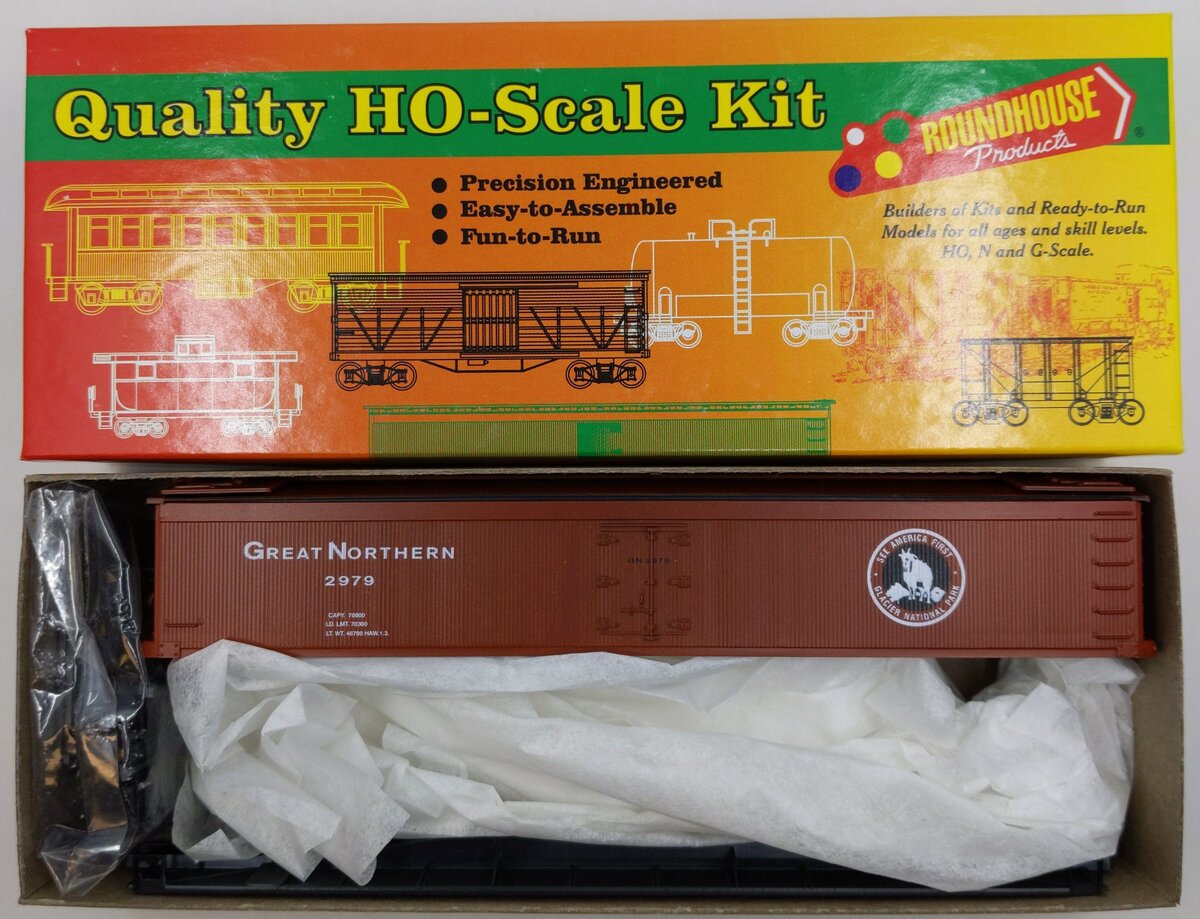 Roundhouse 07904 HO Great Northern 50' Reefer Kit #2979