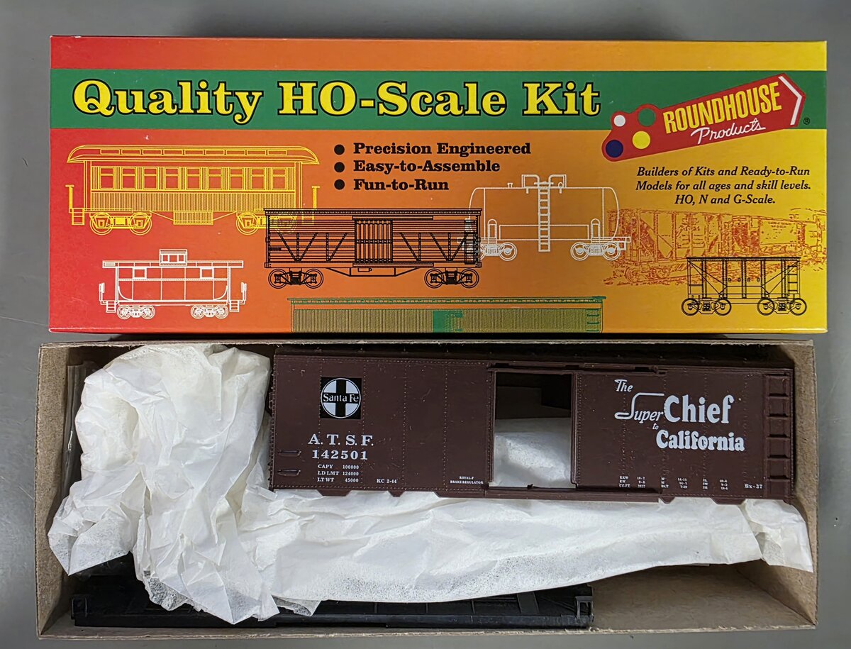 Roundhouse 07892 HO Santa Fe The Super Chief 40' AAR Boxcar # 142501 Model Kit