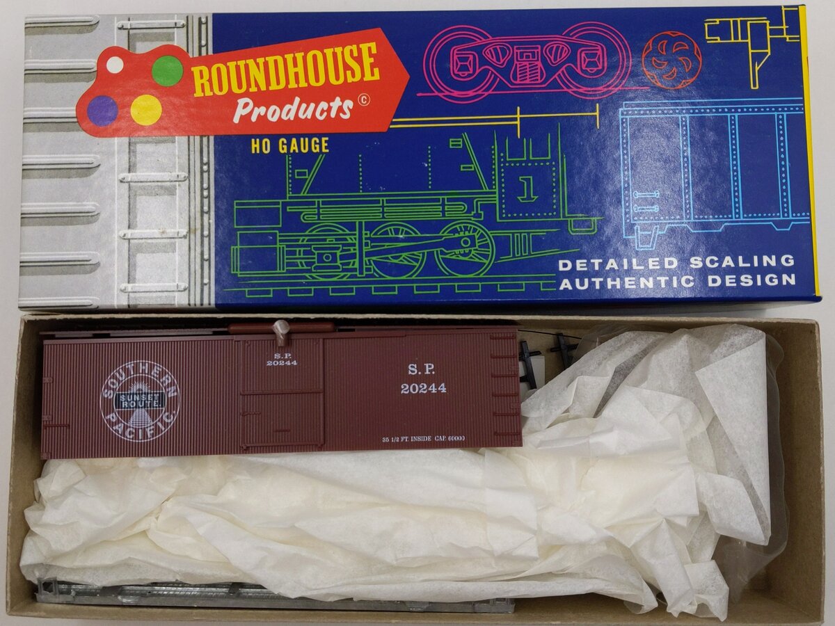 Roundhouse 7811 HO Southern Pacific 36' Boxcar Kit #20244