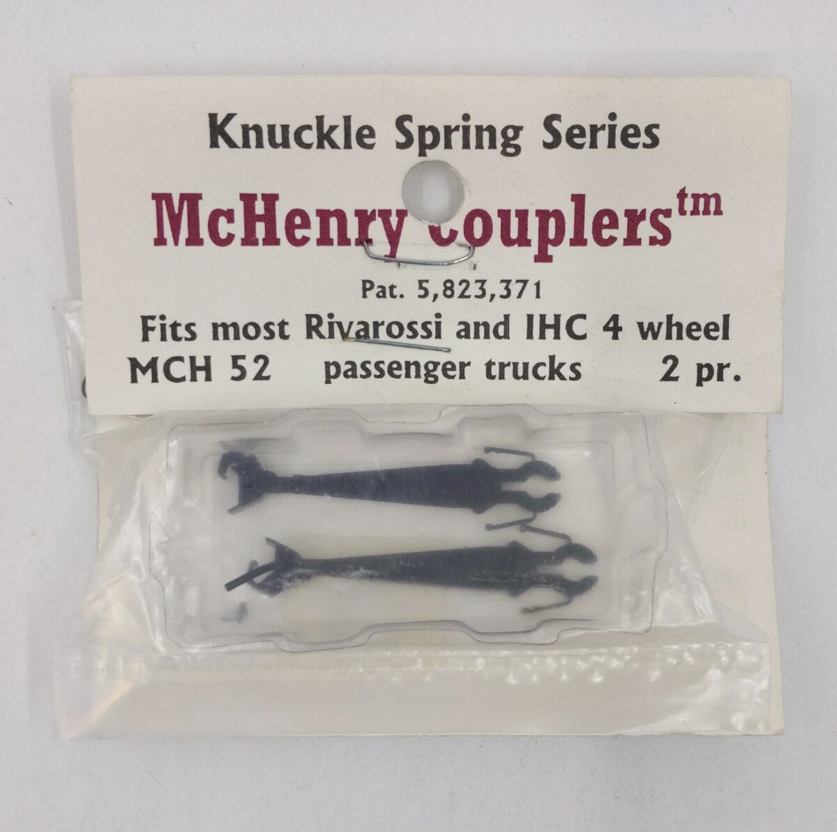 McHenry Couplers MCH52 HO Knuckle Spring IHC/IRV Couplers / 4 Wheel (Pack of 2)
