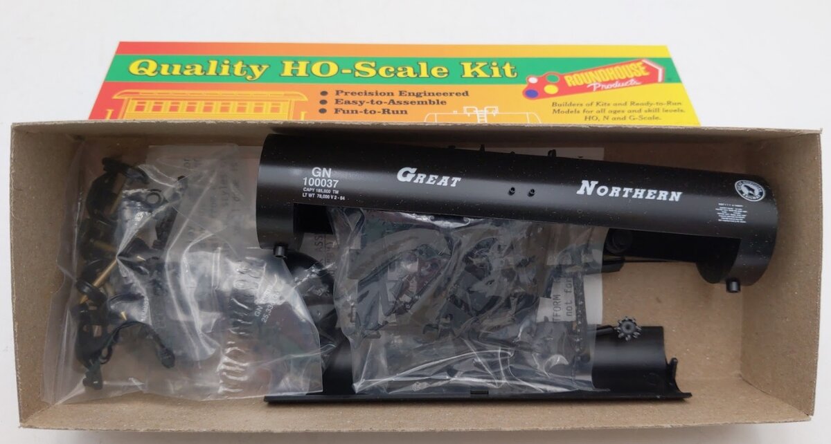 Roundhouse 07920 HO Black Great Northern 50' Modern Tank Car # 100037 Kit