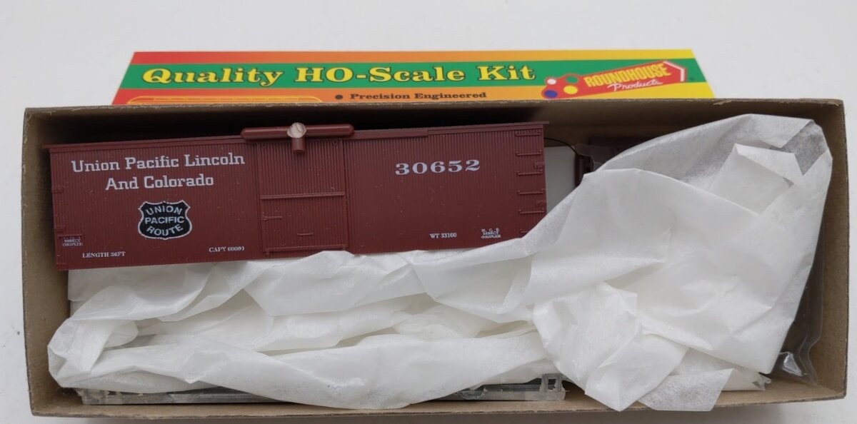 Roundhouse 07916 HO Union Pacific Lincoln&Colorado 36'Old Time Boxcar #30652 Kit