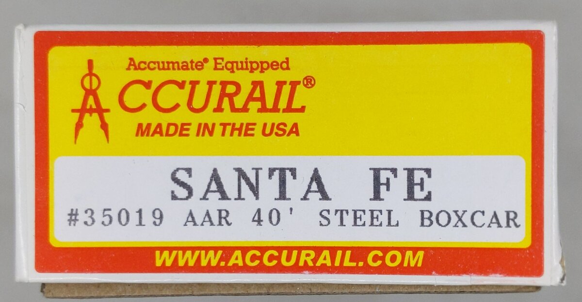 Accurail 35019 HO Scale Santa Fe 40' Steel Boxcar Kit - Road #: 275386