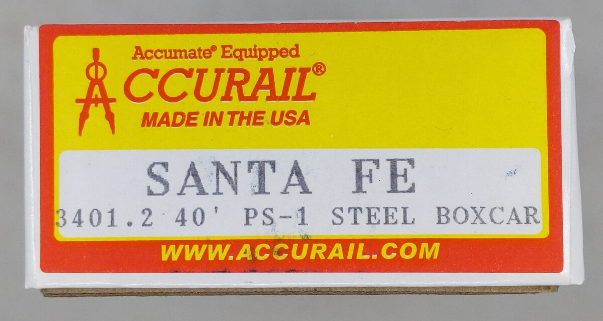 Accurail 3401.2 HO Scale Santa Fe 40' PS-1 Steel Reefer Road #: 17803