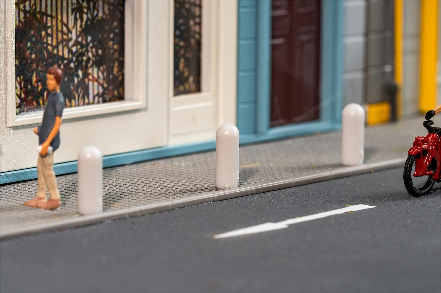Faller 180999 HO Concrete Bollards Kit (Pack of 10)