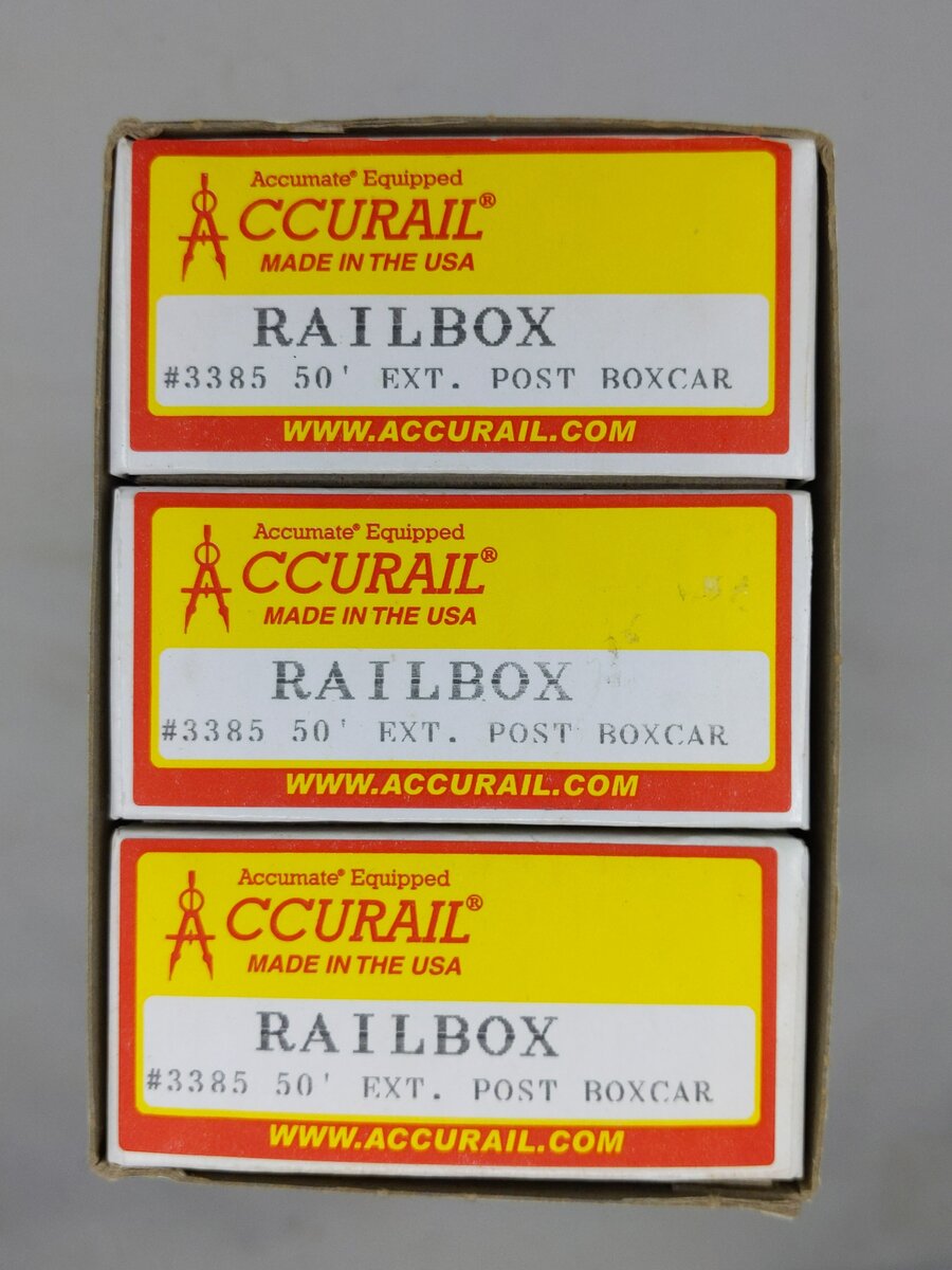 Accurail 8159 HO Scale Railbox 50' Exterior Post Boxcar