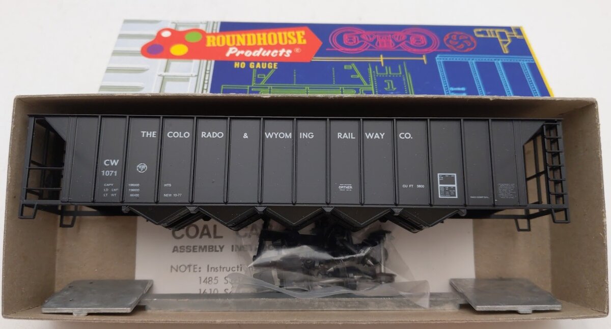 Roundhouse 1732 HO Scale Colorado & Wyoming 50' 5-Bay Hopper # 1071 Kit