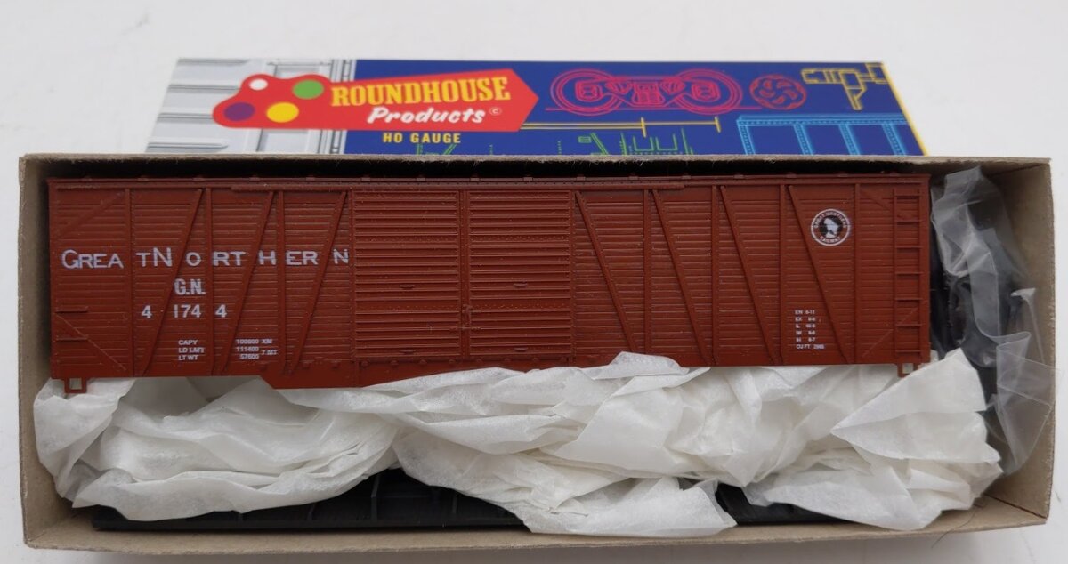 Roundhouse 2165 HO Scale Great Northern 50' Out Brace Dbl Door Boxcar #41744 Kit