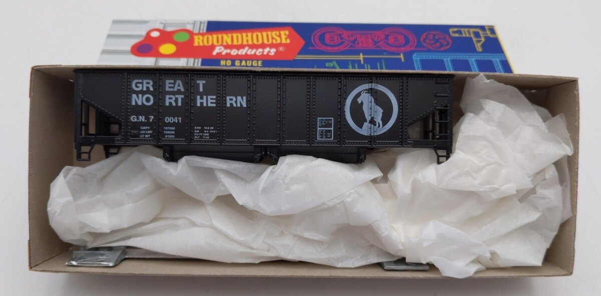 Roundhouse 1565 HO Scale Great Northern RIB Ballast Hopper # 70041 Kit