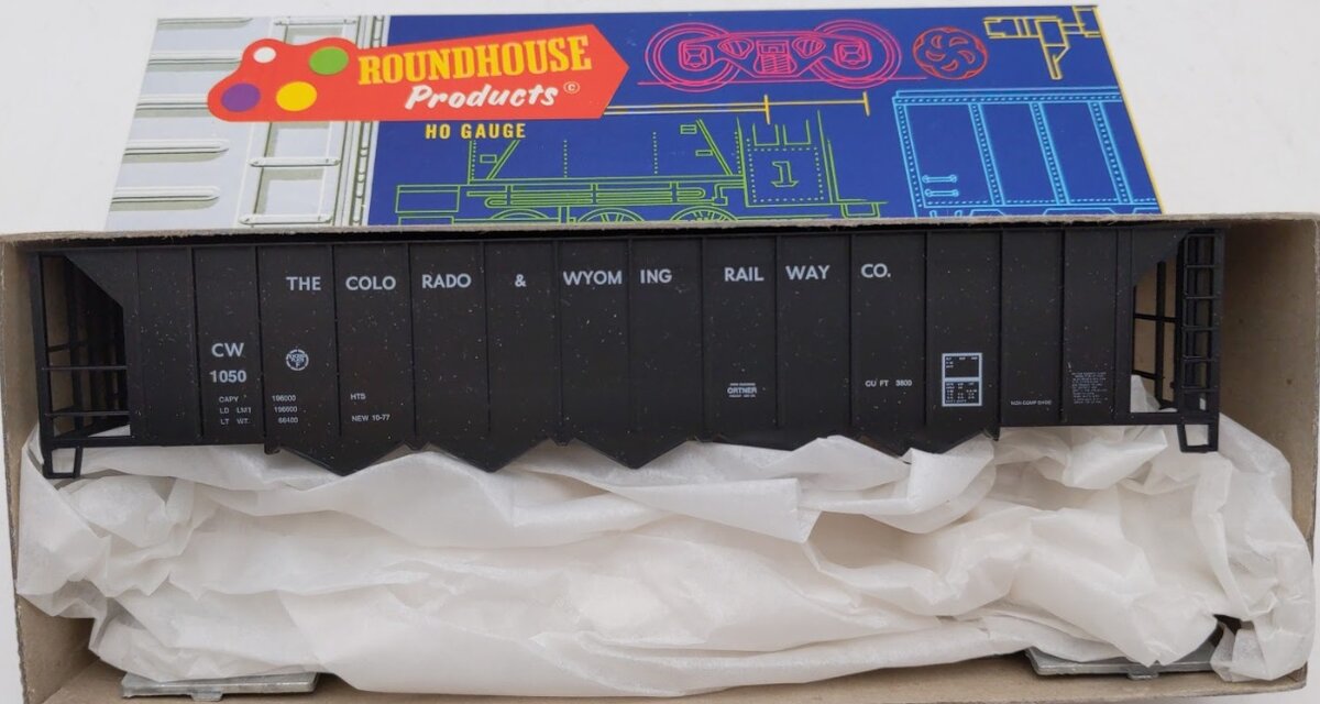 Roundhouse 1732 HO Scale Colorado & Wyoming 50' 5-Bay Hopper Road # 1050 Kit