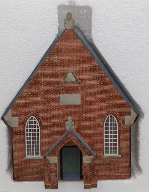 Hornby R9757 OO Gauge Low Relief Church Chapel Assembled
