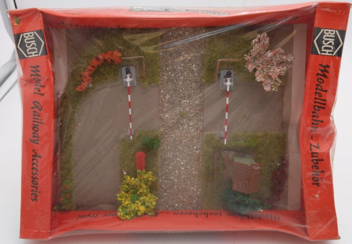 Busch 3210 HO/OO Scale Straight Level Crossing