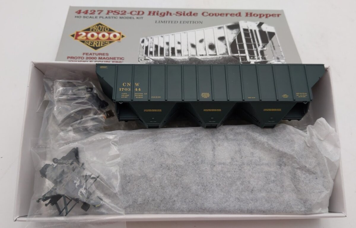 Proto 2000 21874 HO C&NW PS2-CD High Side Covered Hopper Road # 170344 Kit